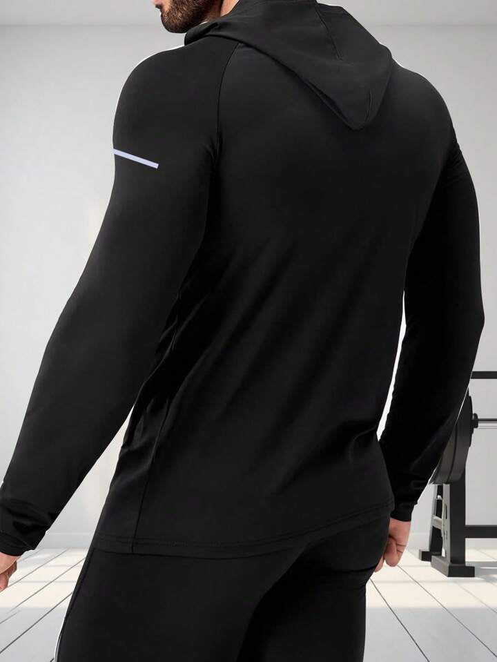 Arvano Men's Active Wear