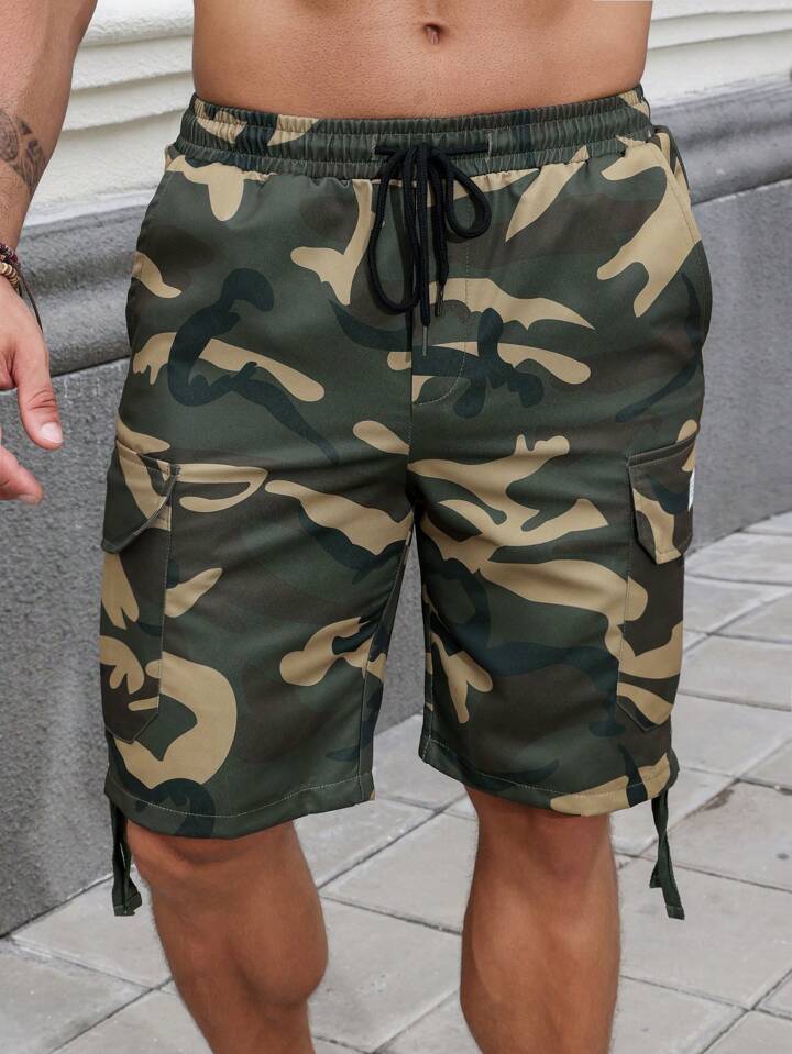Chillmode Men's Letter Print Camo Workwear Shorts With Pockets, Casual