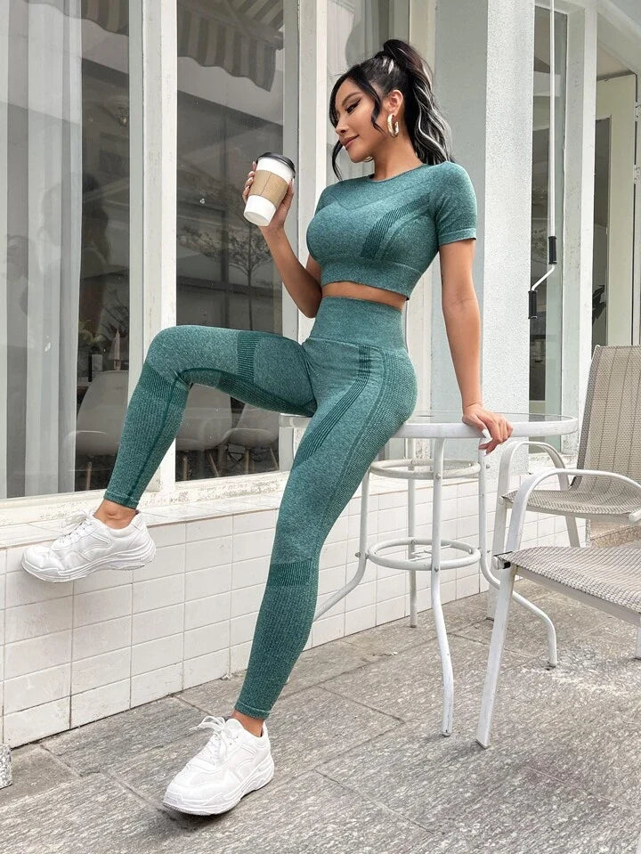 2pcs Seamless High Stretch Yoga Set Sports Suit Ribbed Top Scrunch Butt Wide Waistband Leggings